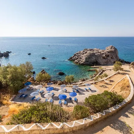 Castelia Bay Hotel