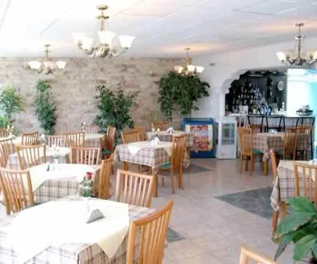 Castelia Bay أموبي