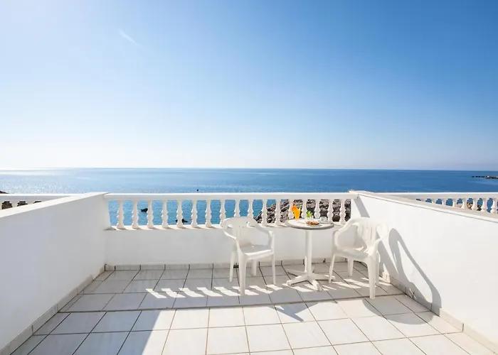 Hotel Castelia Bay