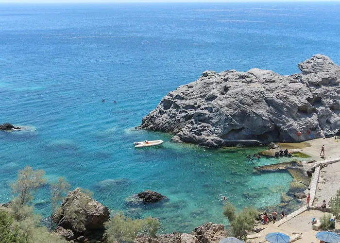 Castelia Bay Hotel