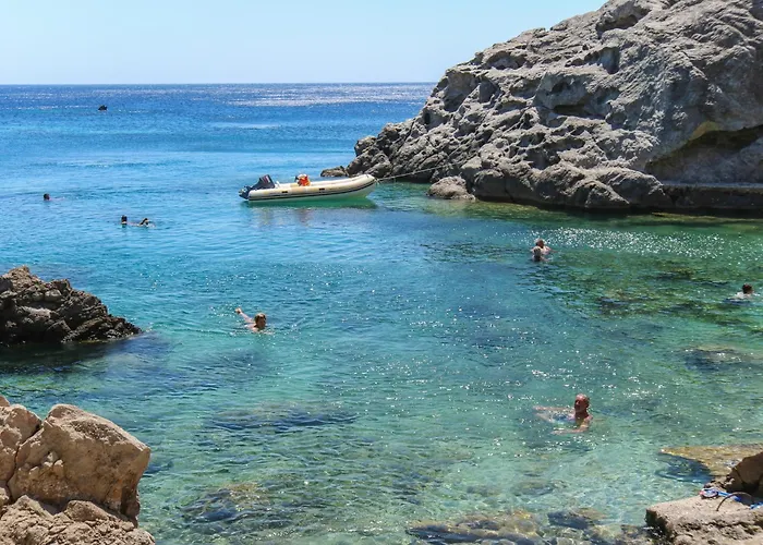 Castelia Bay 2* Amoopi