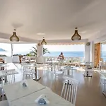 Castelia Bay