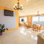 Castelia Bay