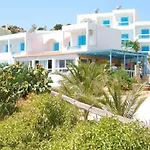 Castelia Bay أموبي