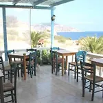 Castelia Bay Hotel Amoopi