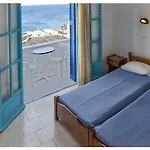 Castelia Bay فندق 2*