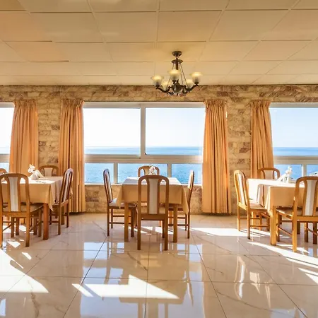 Castelia Bay 2* أموبي