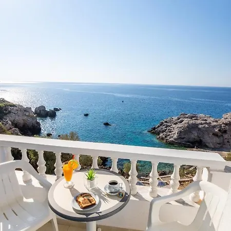 Castelia Bay فندق 2*