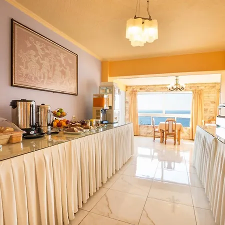 فندق Castelia Bay 2*
