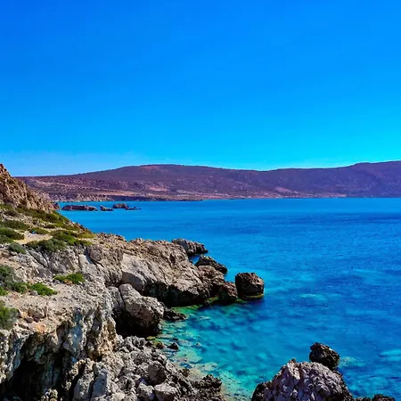 Castelia Bay Отель 2*