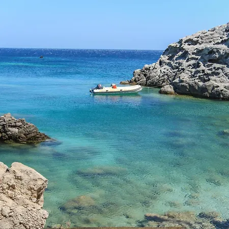 Castelia Bay أموبي