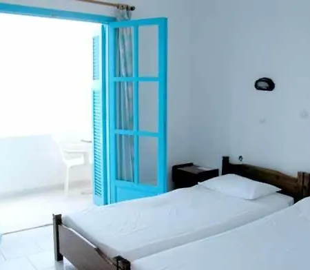 فندق Castelia Bay 2*