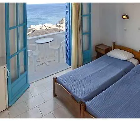 Castelia Bay Hotell 2*