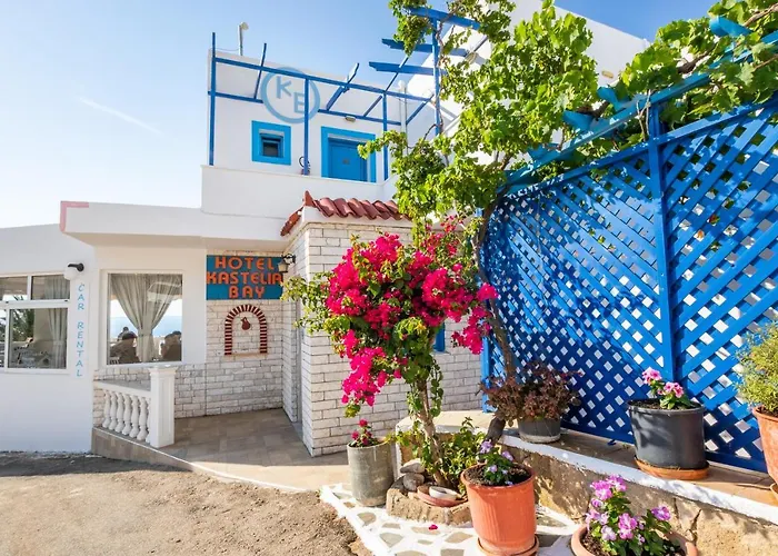 Hotel Castelia Bay 2*